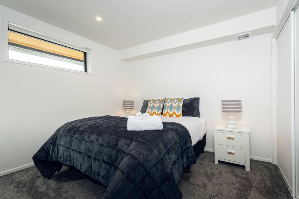 Stellar Central City Apartment - Hagley Park Christchurch Kültér fotó