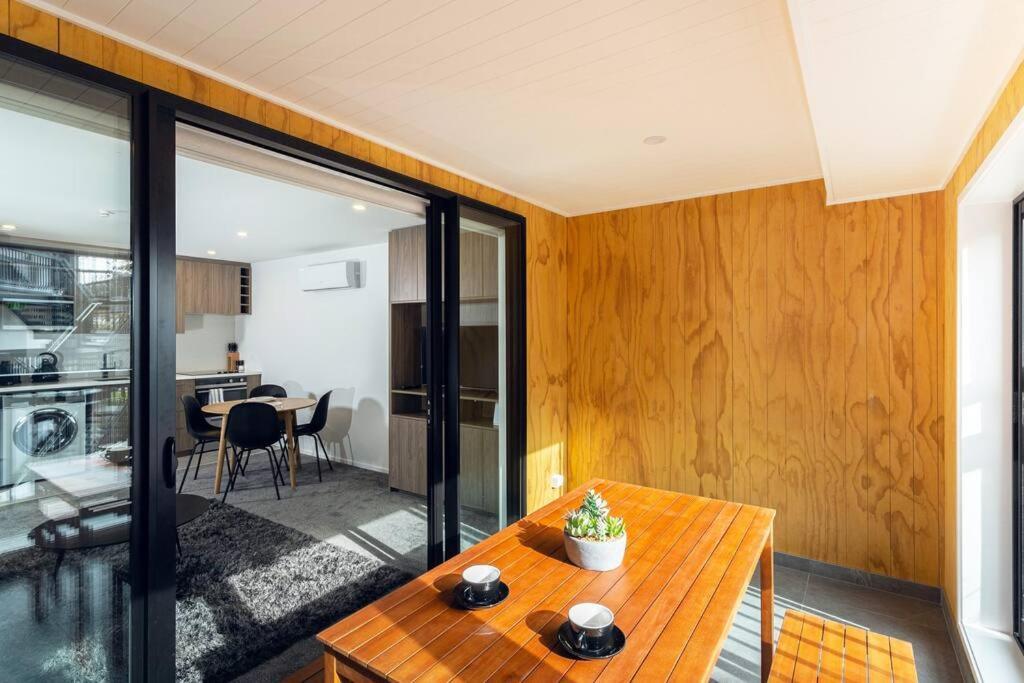Stellar Central City Apartment - Hagley Park Christchurch Kültér fotó